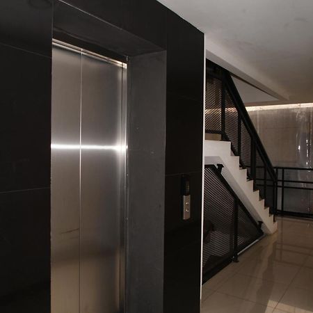 Residence T63 By Shm Джакарта Екстериор снимка